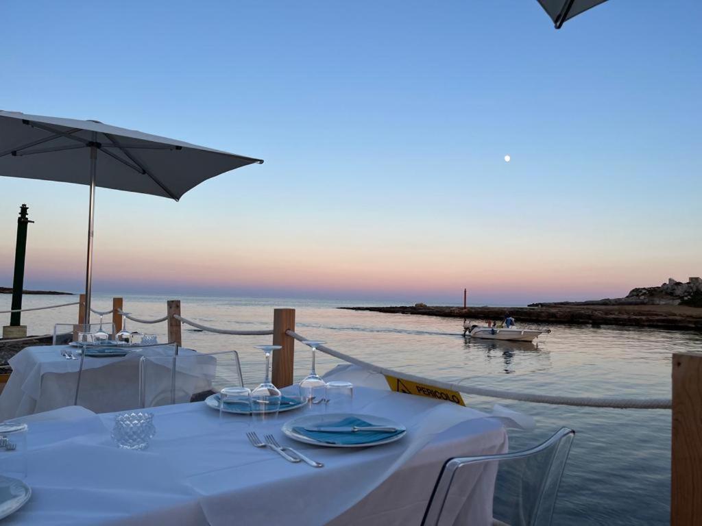 Villa Con Piscina Al Mare โอญินา ภายนอก รูปภาพ