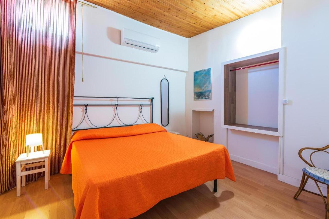 Villa Con Piscina Al Mare โอญินา ภายนอก รูปภาพ