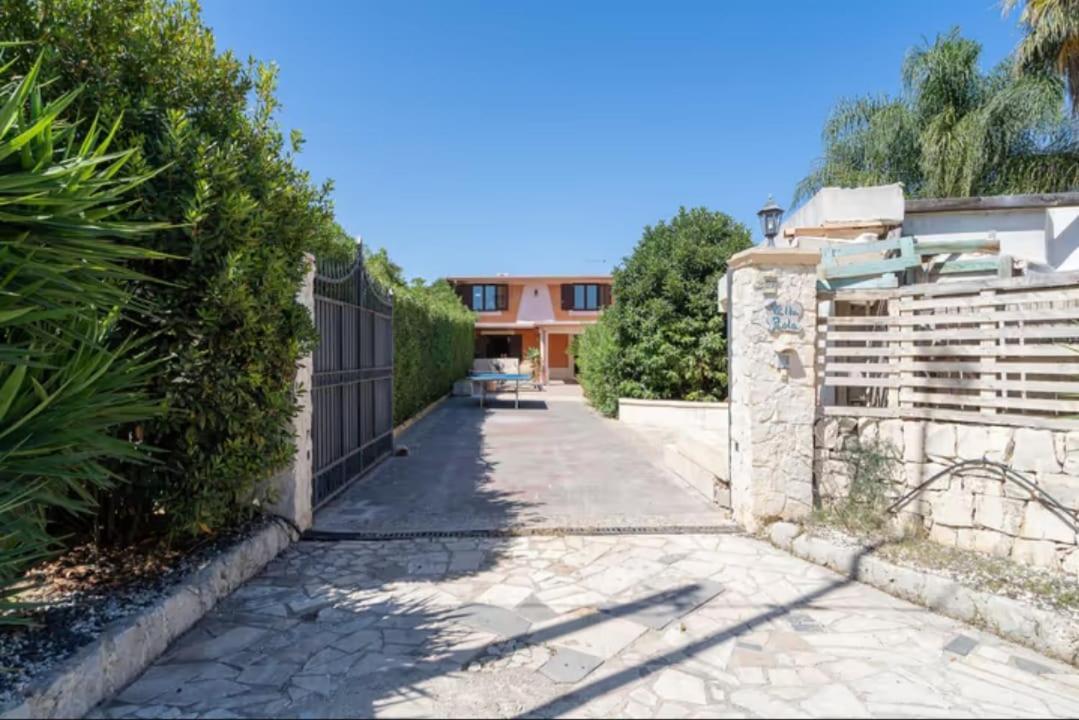 Villa Con Piscina Al Mare โอญินา ภายนอก รูปภาพ