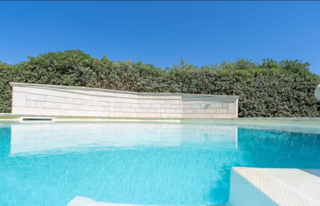 Villa Con Piscina Al Mare โอญินา ภายนอก รูปภาพ