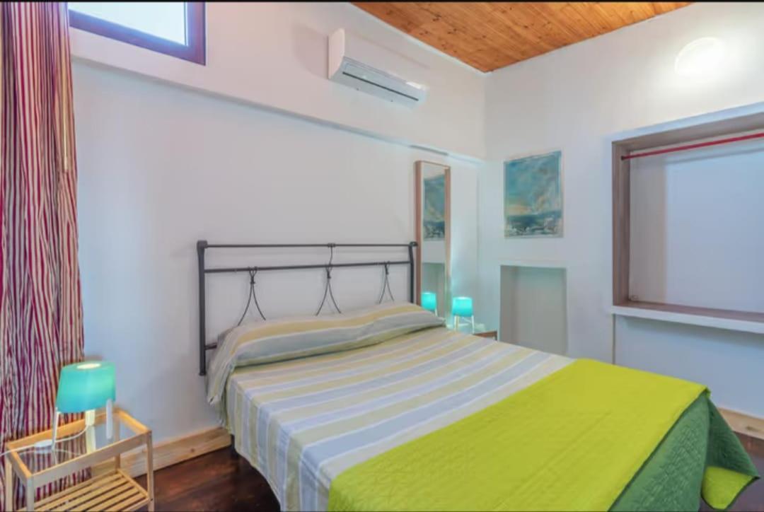 Villa Con Piscina Al Mare โอญินา ภายนอก รูปภาพ