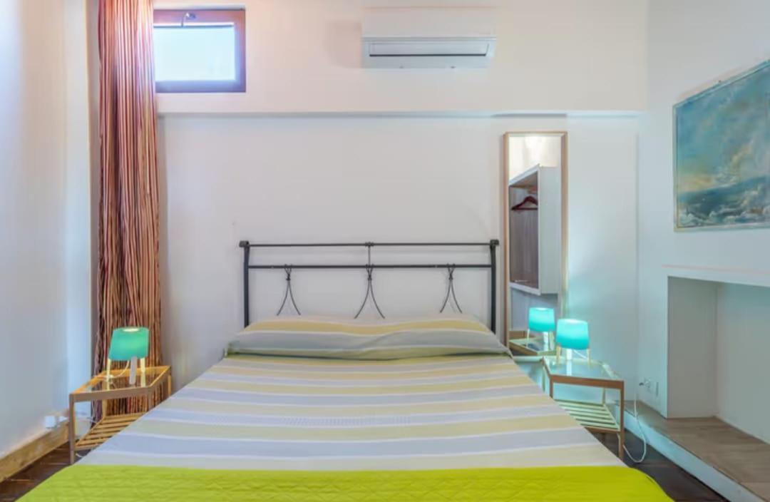Villa Con Piscina Al Mare โอญินา ภายนอก รูปภาพ