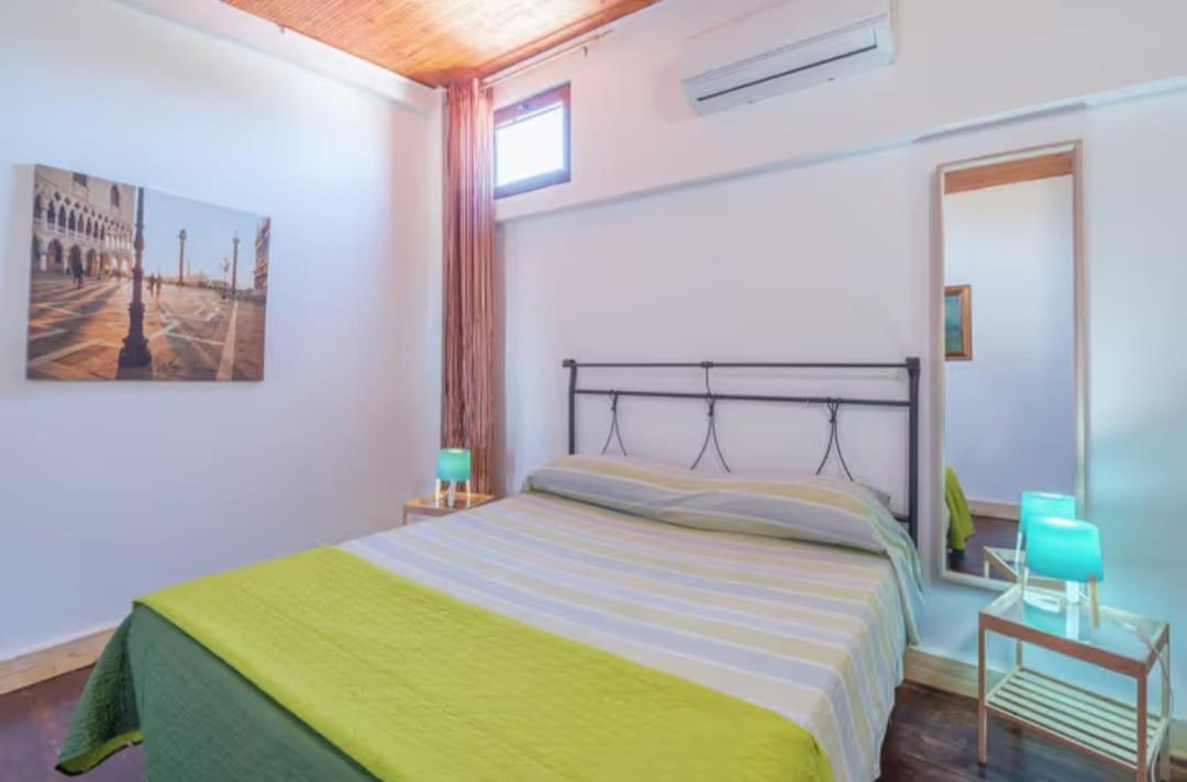 Villa Con Piscina Al Mare โอญินา ภายนอก รูปภาพ