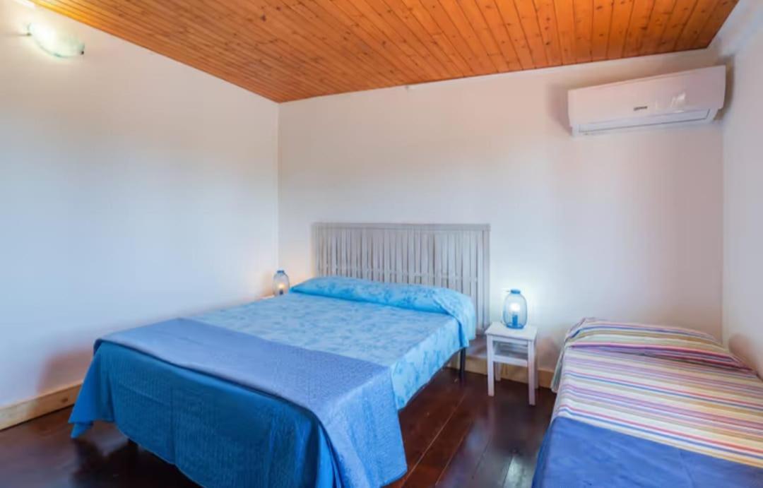 Villa Con Piscina Al Mare โอญินา ภายนอก รูปภาพ